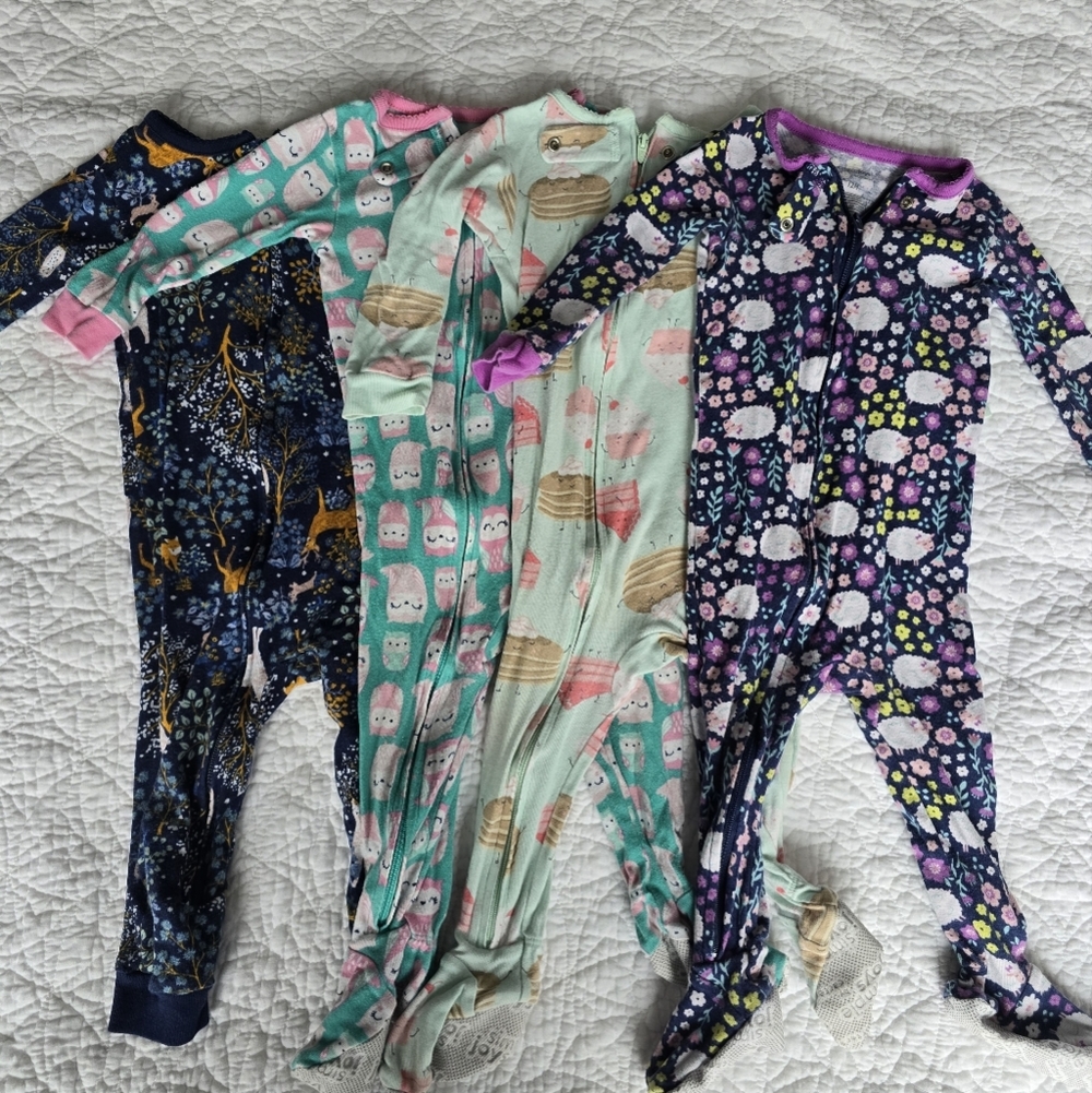 Carter's Simple Joy Footed Sleepers Footies 12 Months
